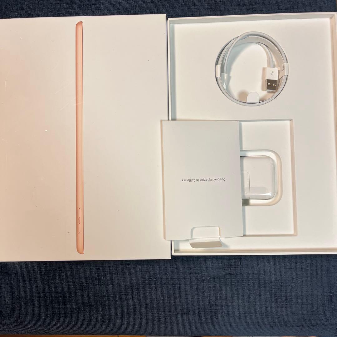 美品　iPad 第6世代　128G Wi-Fiモデル 充電器付き