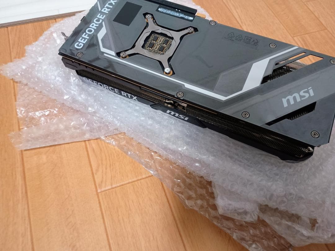 GeForce RTX4090 VENTUS 3X 24G 　付属品と箱無し
