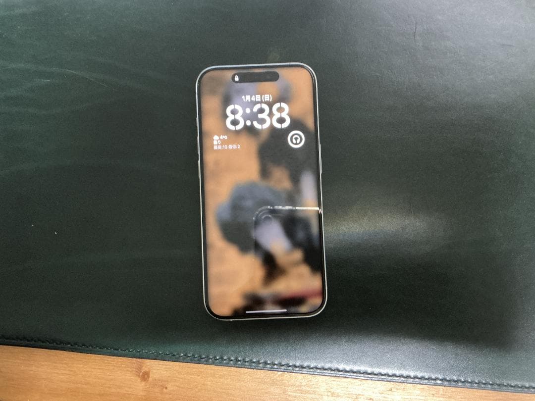 Apple iPhone 15 Pro 本体 ホワイトチタニウム 128GB