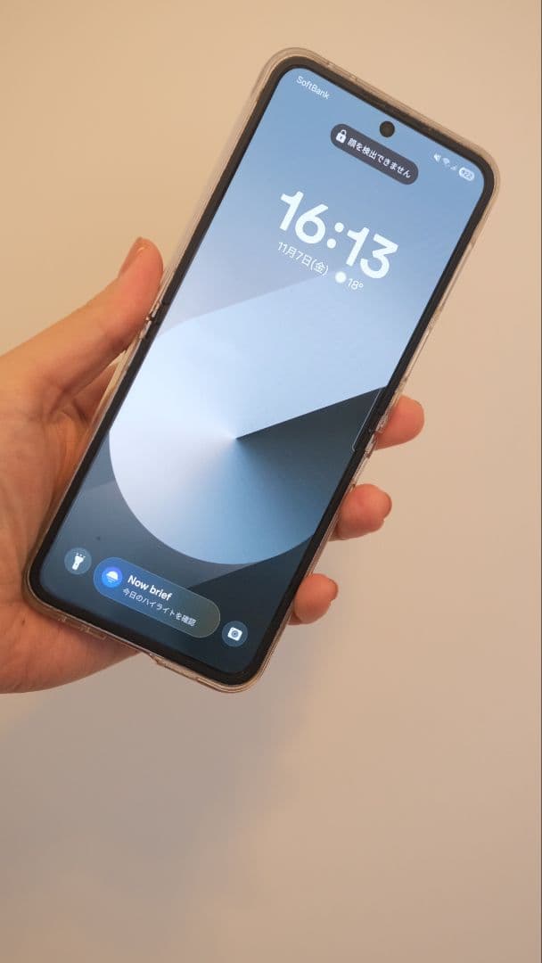 GALAXY ZFlip6 美品 正規品充電器付き