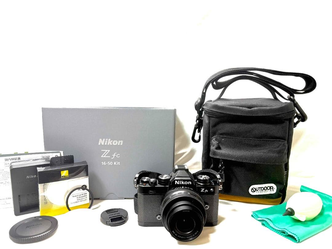 【ほぼ新品】 Nikon Z fc シャッター数 約311回　動作良好・返品保