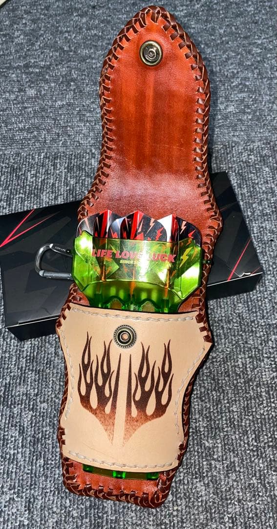 ダーツケース　クリスタルワンサイズ