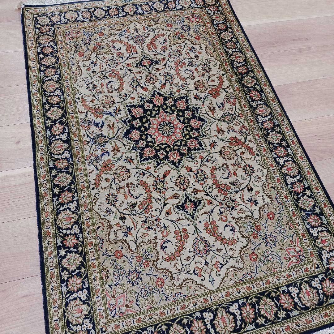 Y3283 高級ペルシャ絨毯 クム産 工房サイン シルク100% 手織り