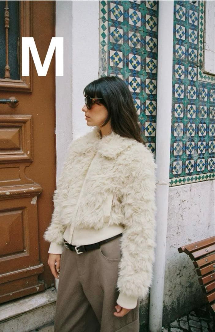 新品☆ZARA フェイクファーボンバージャケット Mサイズ　エクリュ　ザラ