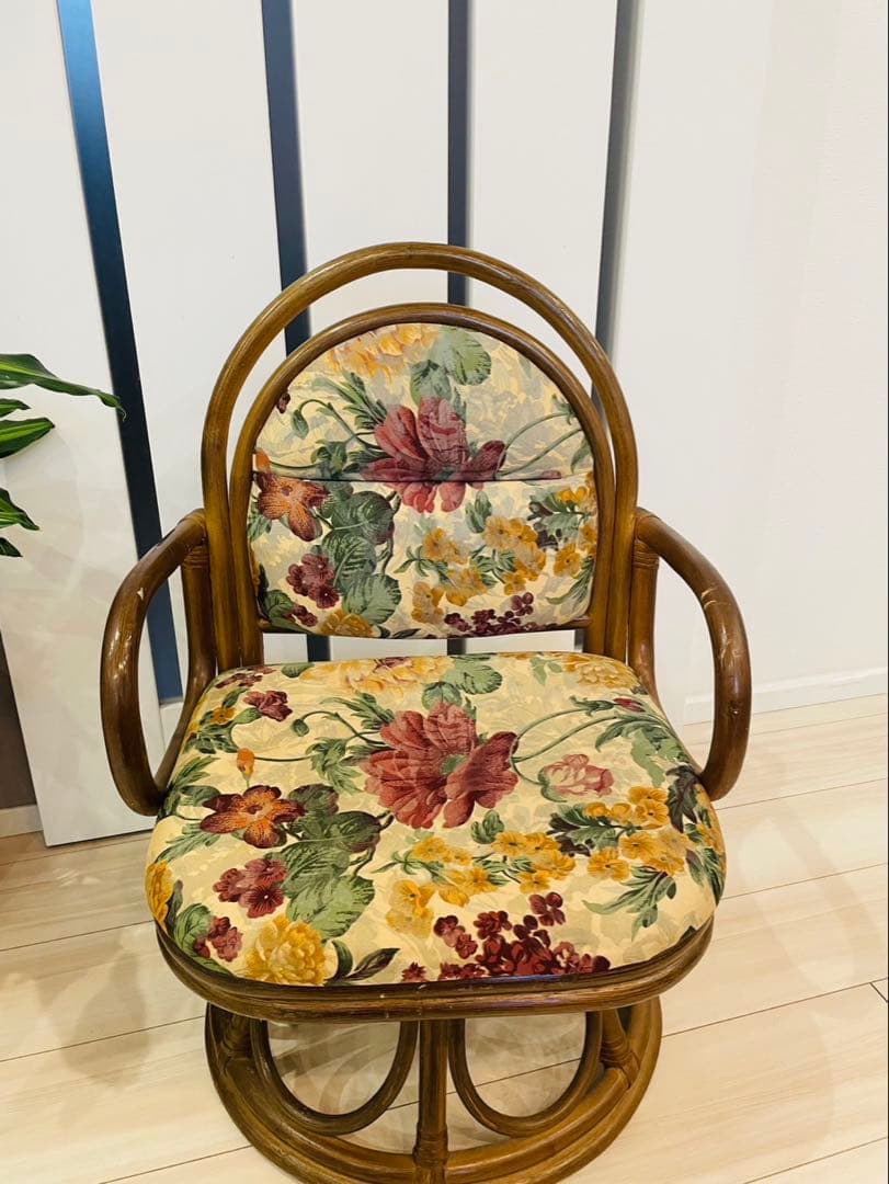 送料込み　ラタン　回転椅子　レトロ