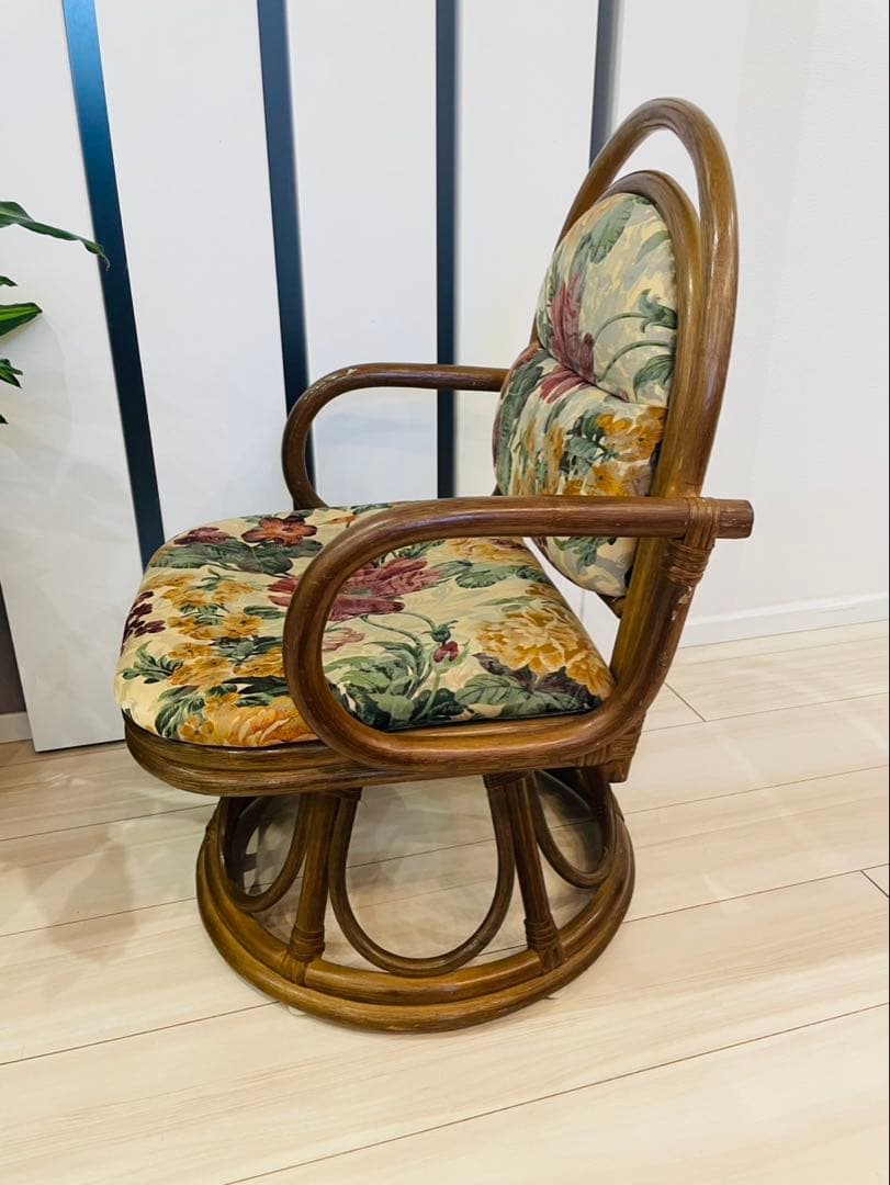 送料込み　ラタン　回転椅子　レトロ