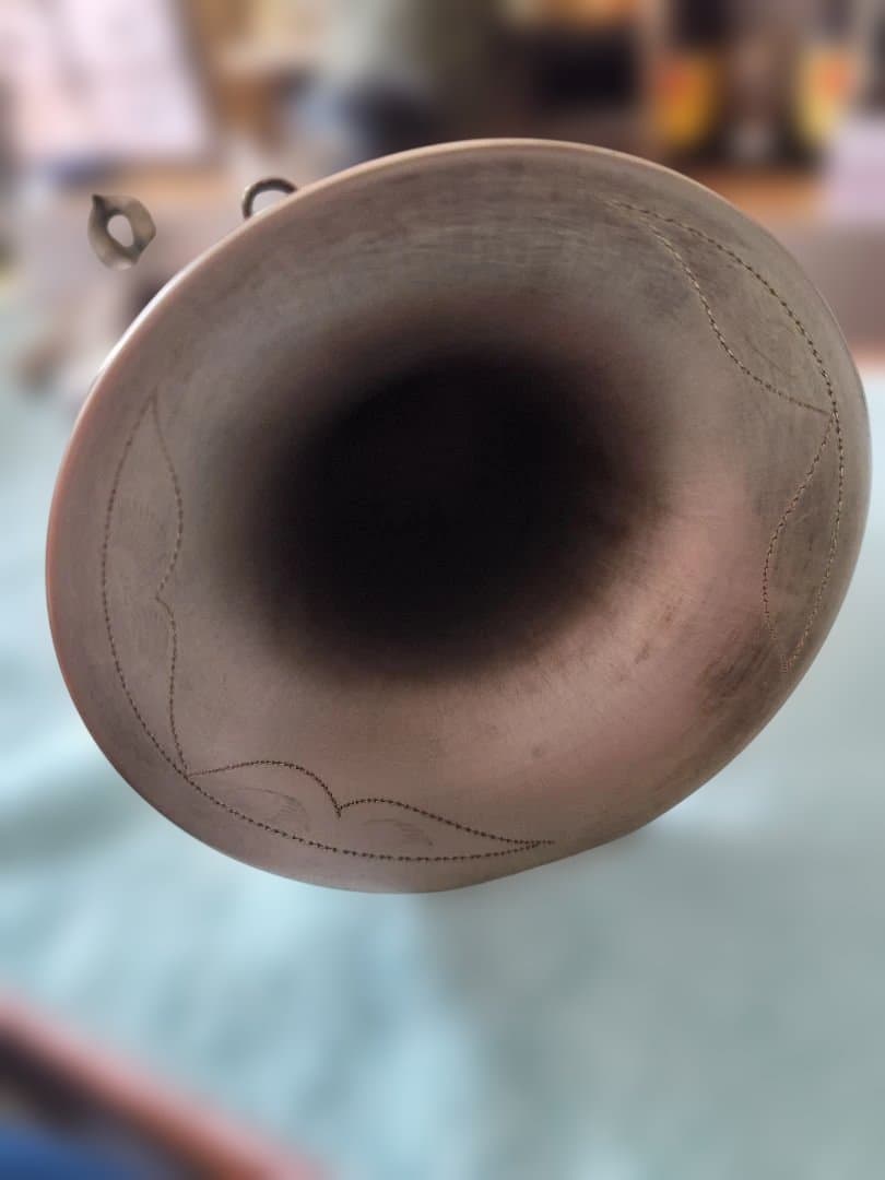 カスタムげB♭トランペット　ラージボア　サテン　彫刻入り　限定値下げ