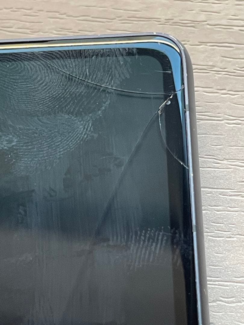 Google Pixel 7a 本体 黒 充電器付き　SIMフリー