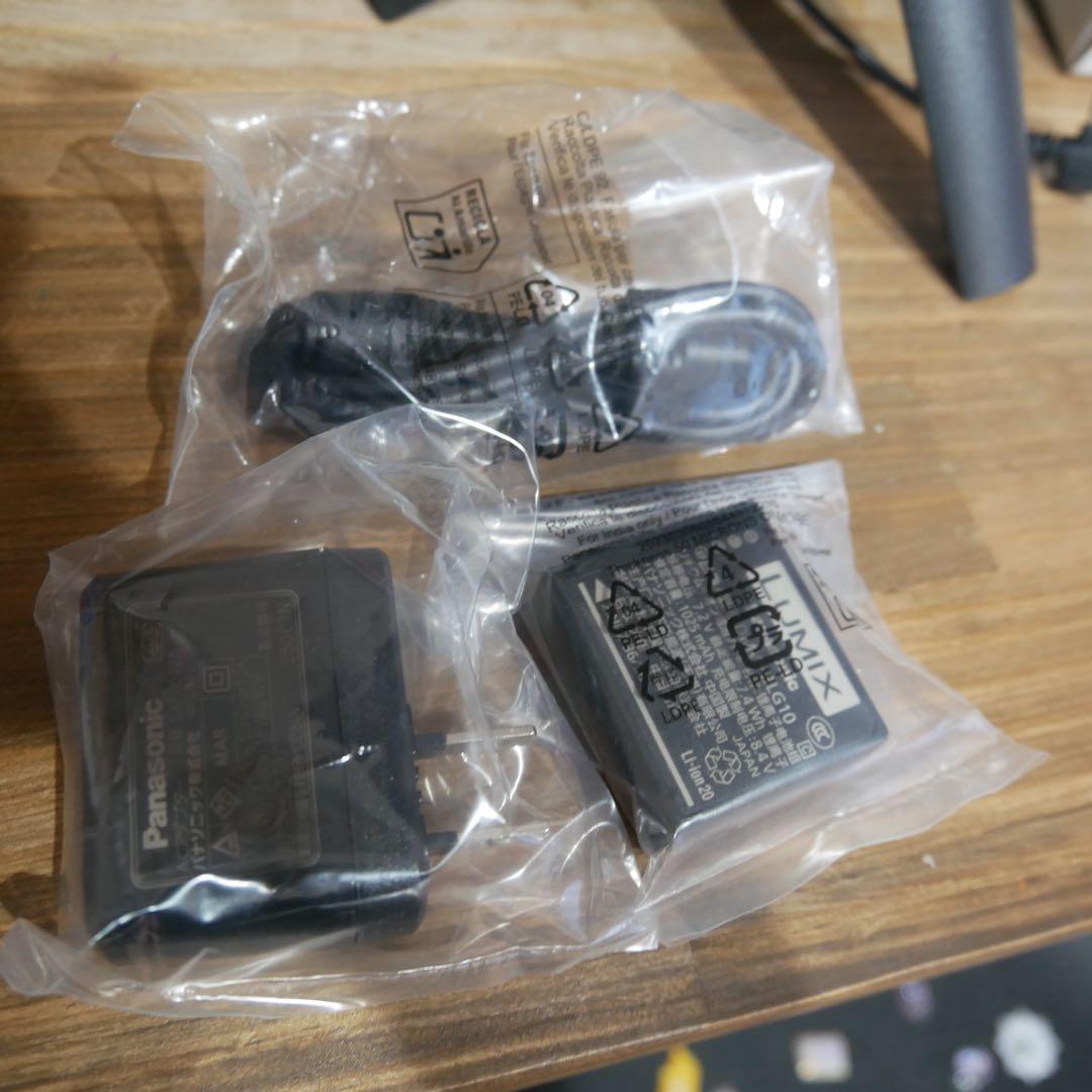 【付属品多数】LUMIX DC TZ99 美品です。コンパクトデジタルカメラ