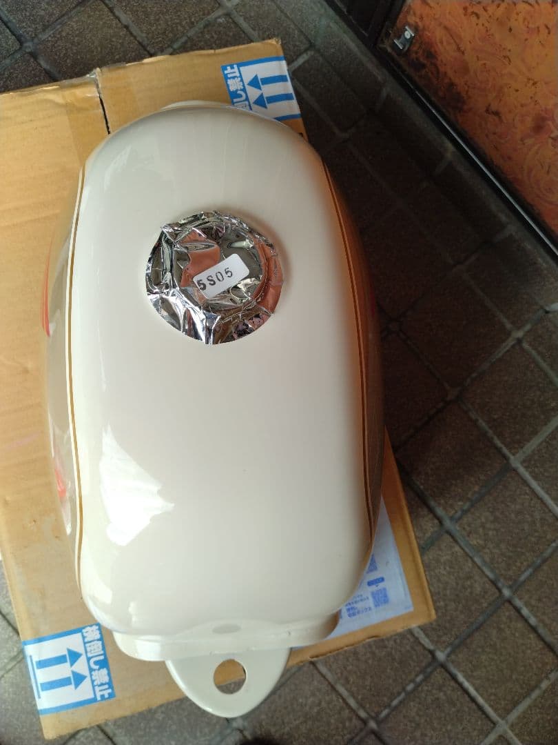 モンキー・AB27FI・2009年（純正タンク極上）サイドカバー最終値下げ