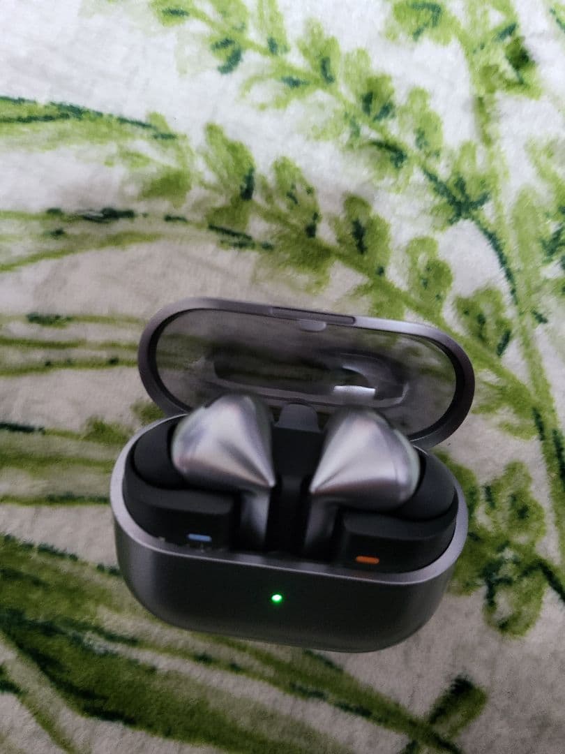 Galaxy Buds3 Pro シルバー今日まで21000円！早い者勝ち