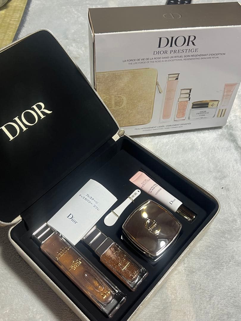 Dior Prestige セット