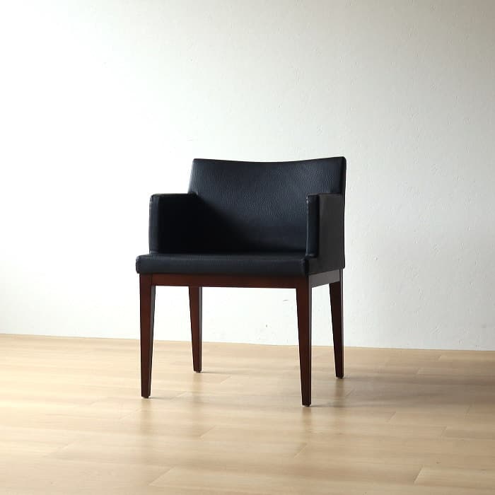 QUON アームチェア ラウンジチェア 肘付イス 木製①