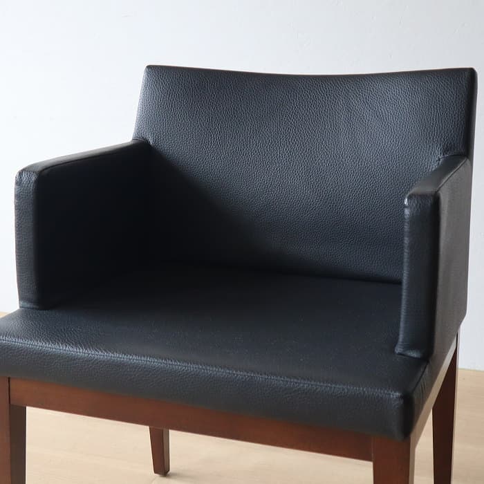 QUON アームチェア ラウンジチェア 肘付イス 木製①