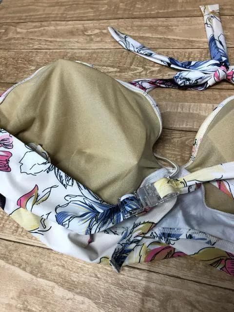 新品☆10L♪水着5点セット♪ラッシュガード・トレンカ・ビキニ☆m941