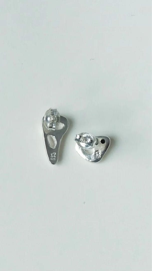 C*o様 STRONG IRIS EARRINGS ours