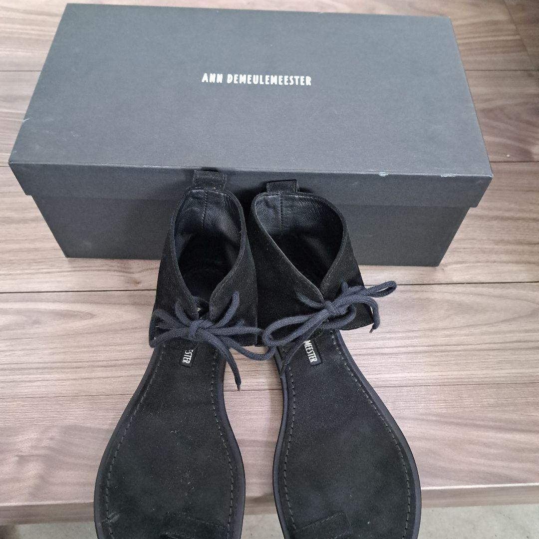 アン ドゥムルメステール　スエード オープントゥ サンダル フラットシューズ