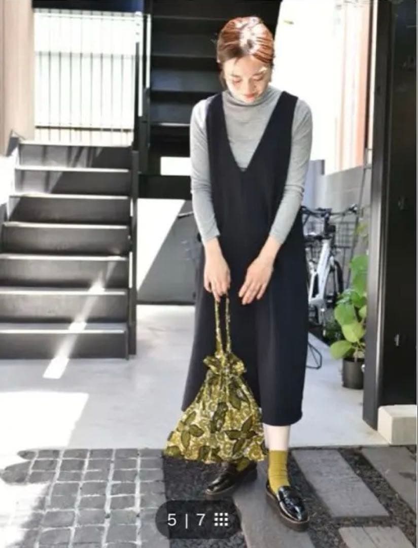 専用☆アワーホーム エナメルレザーのローファーシューズ