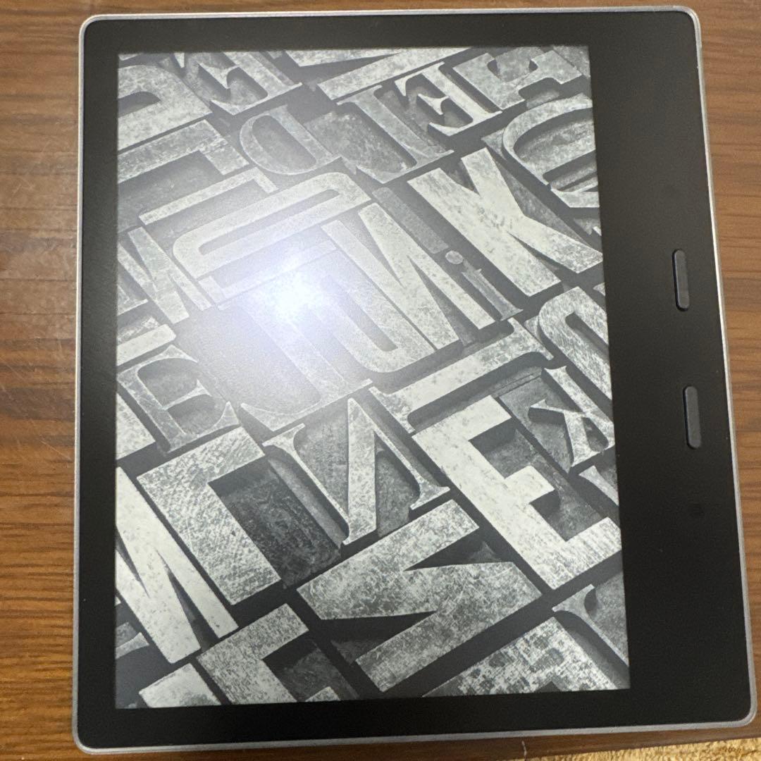 Kindle Oasis 第10世代 32GB 広告なし Wi-Fi+LTE