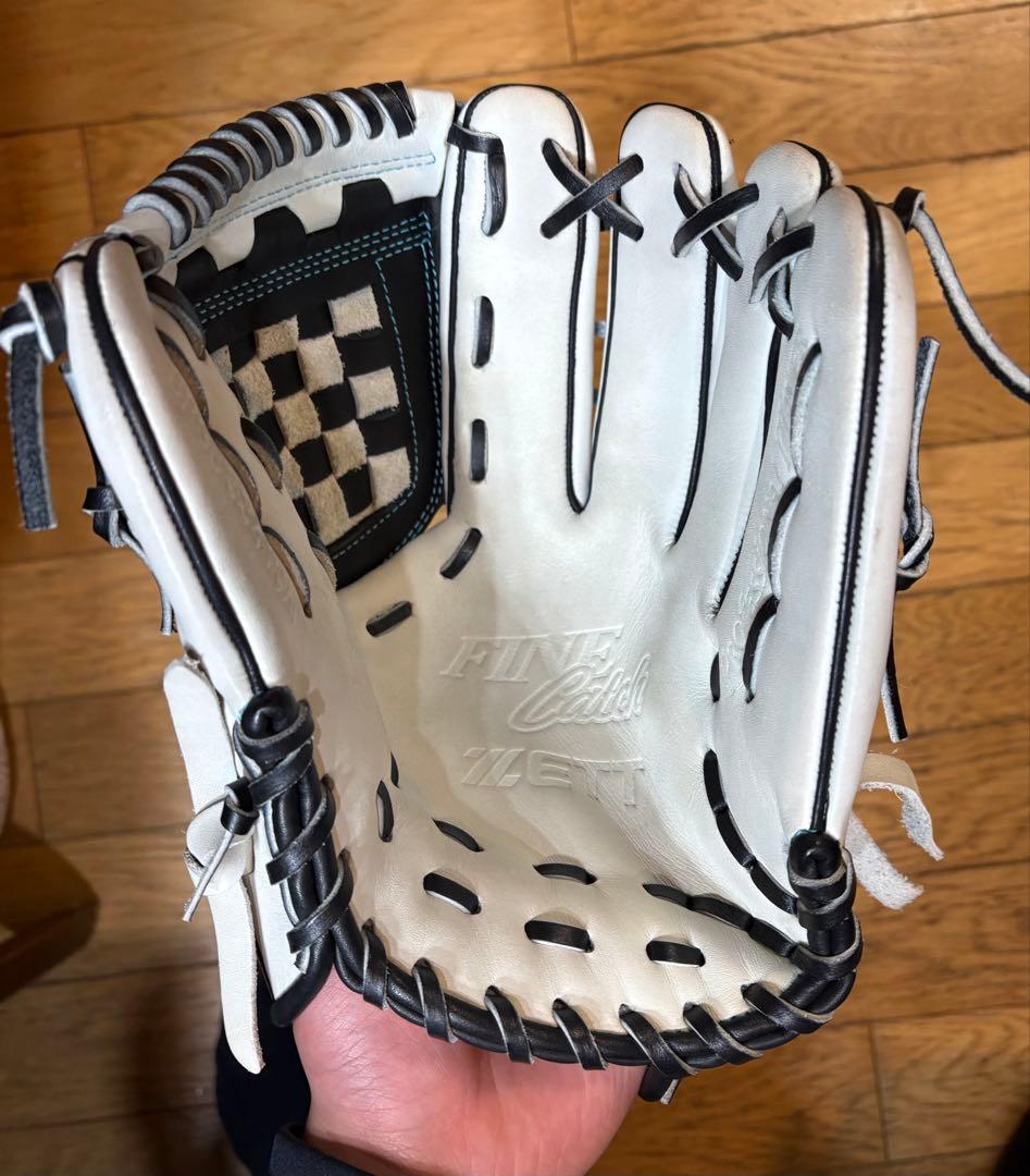 ZETT FINALEDGE 軟式グローブ ホワイト/ブラック