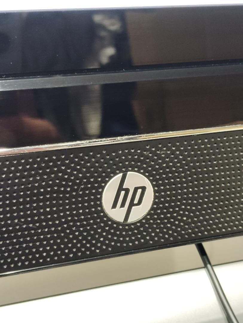 HP Pavilion23 一体型PC i3 8GB SSD128 office