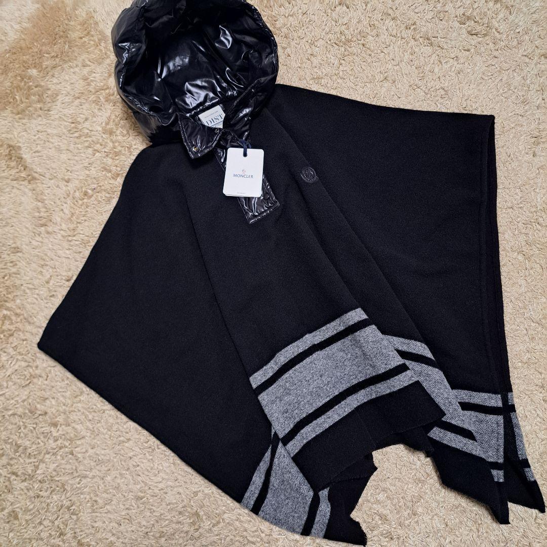 美品　MONCLER　モンクレール　タグ付き　mantella　ケープ　ポンチョ