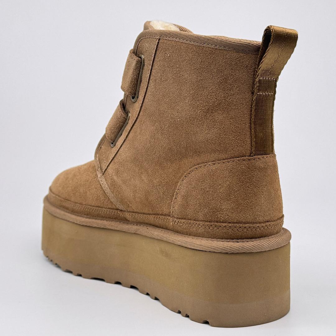 美品 UGG アグ W NEUMEL PLATFORM ブーツ 24cm