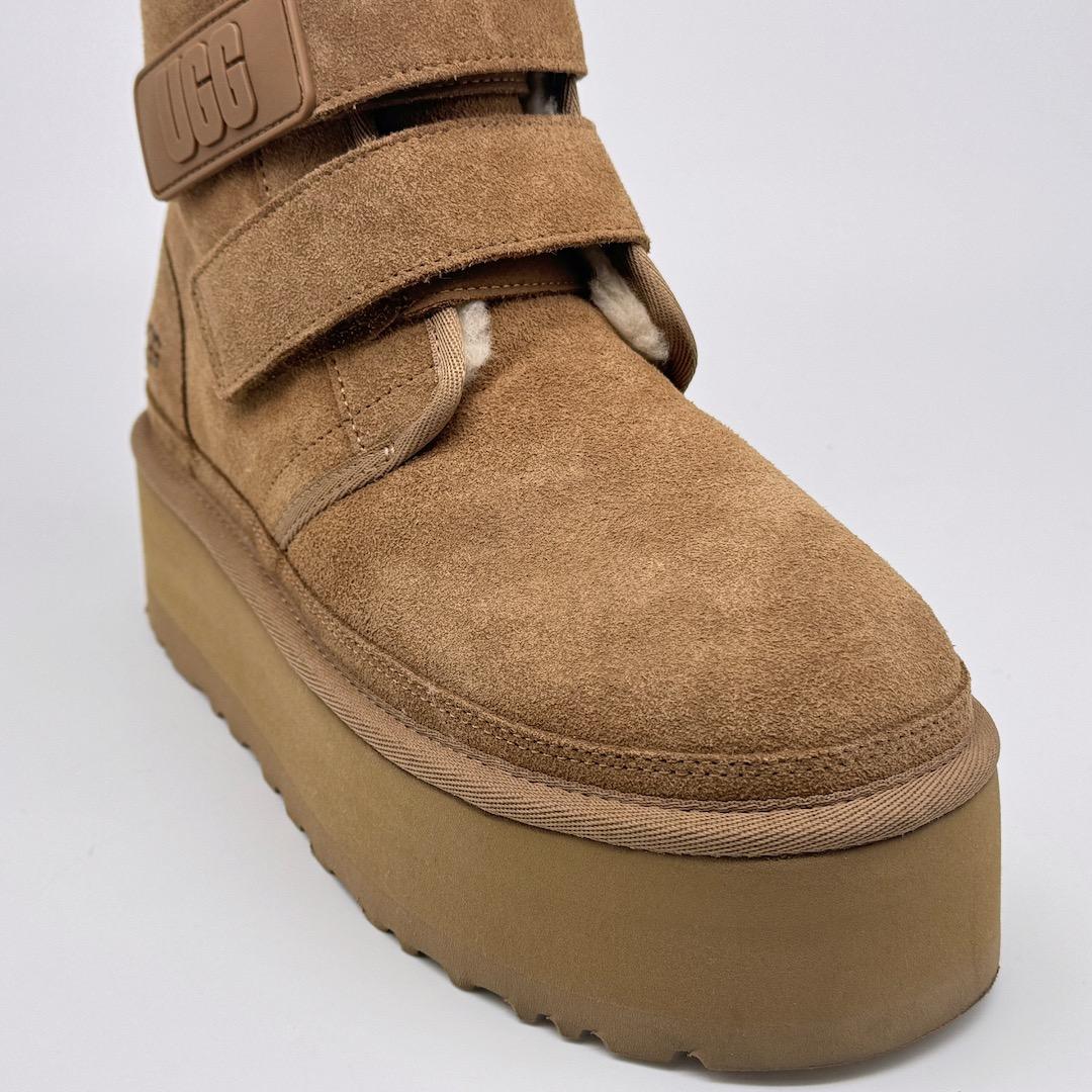 美品 UGG アグ W NEUMEL PLATFORM ブーツ 24cm