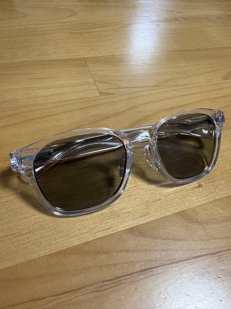 jins  peak クリアフレーム サングラス 偏光レンズ