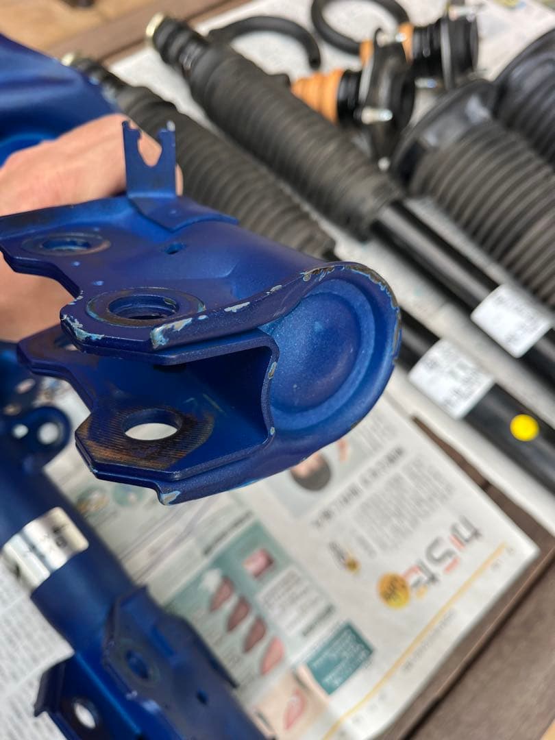 オデッセイRC4 KYB NEW SR MC (フロント) リヤは純正