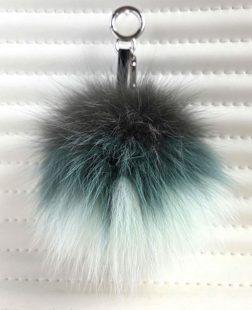 気まぐれセールフェンディ　リアルファーチャーム