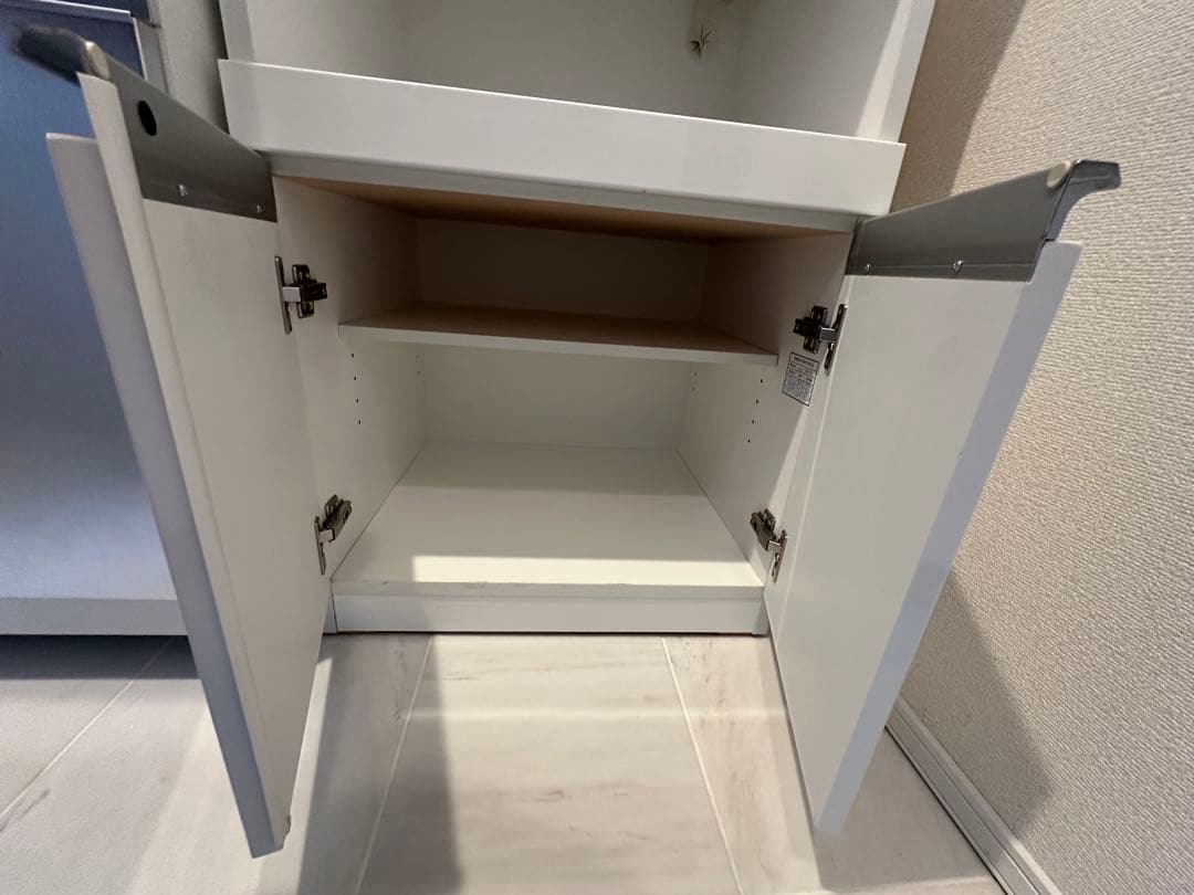 配送なし直接引き取りのみニトリのキッチンボード(食器棚)