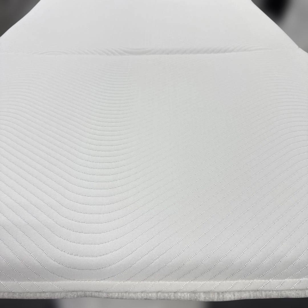 ✨快適快眠✨OASIS シングル 布団 三つ折り コアラ(R) ✨小さなシミあり