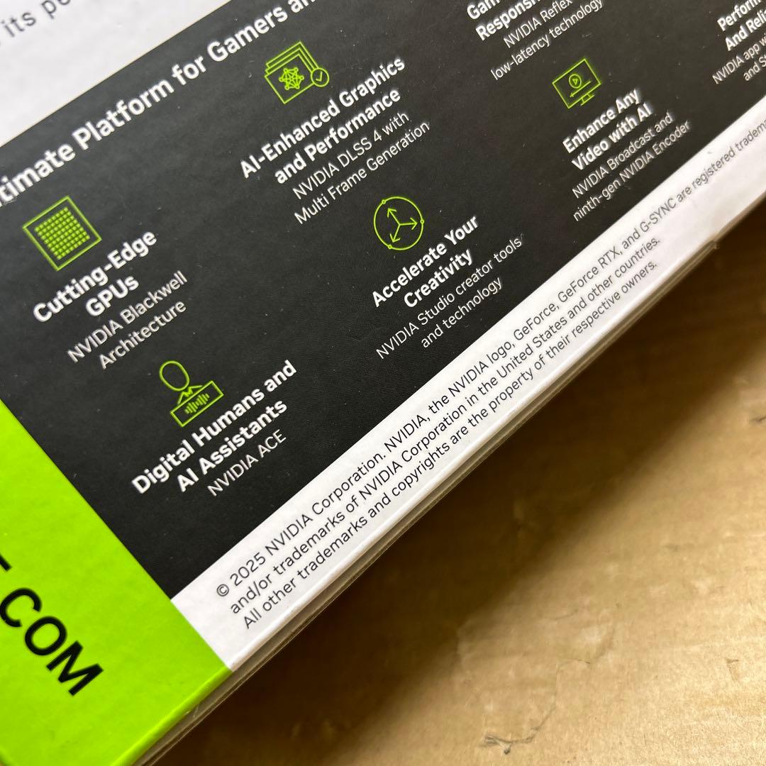 PNY GeForce RTX 5070 Tiグラフィックボード