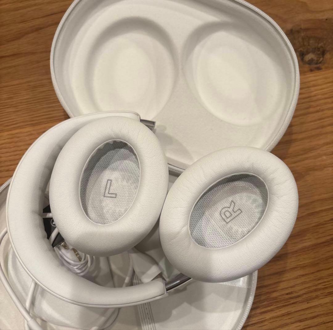 60周年モデルQUIETCOMFORT ULTRA HEADPHONES