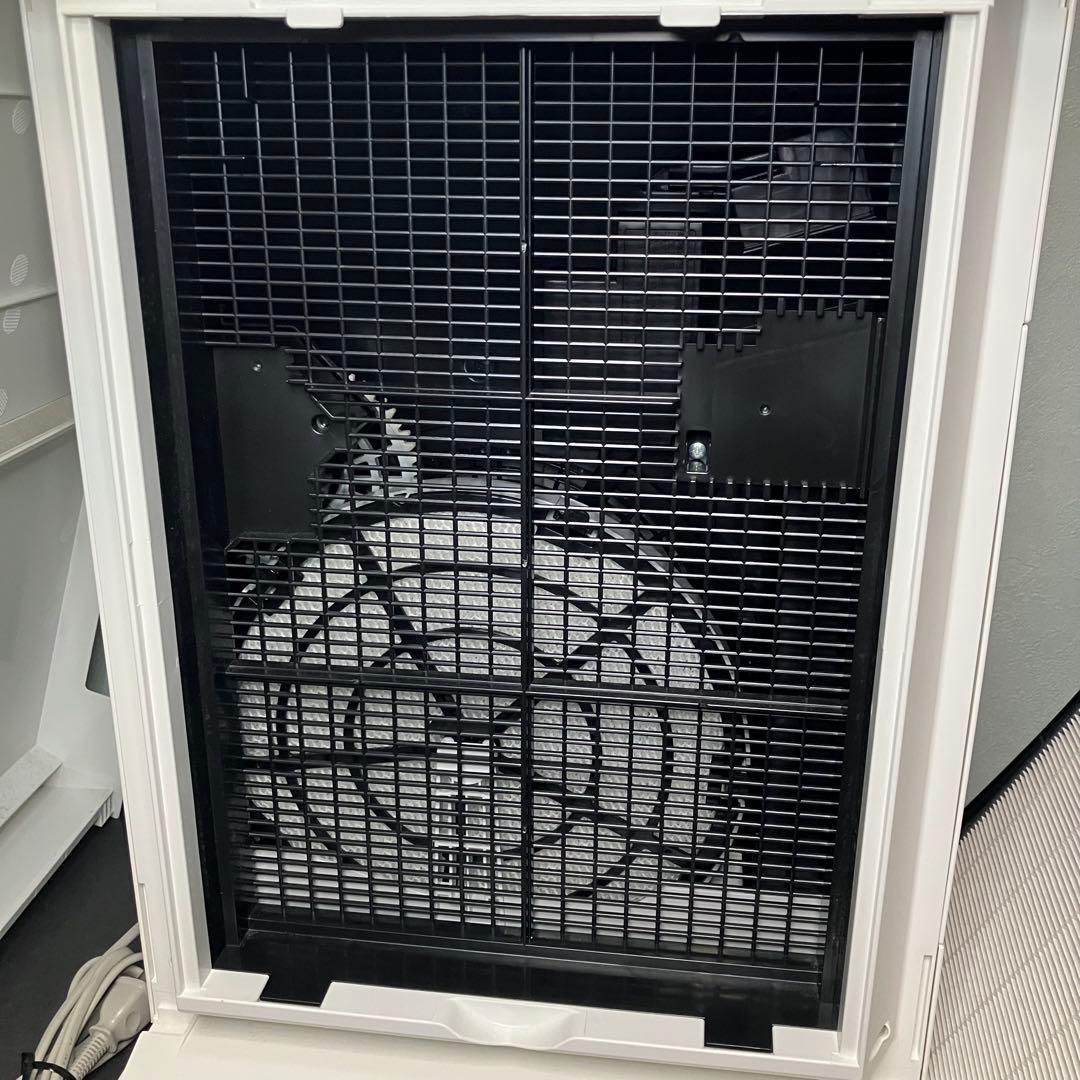 美品　Panasonic 加湿空気清浄機　F-VC70XT-W ホワイト