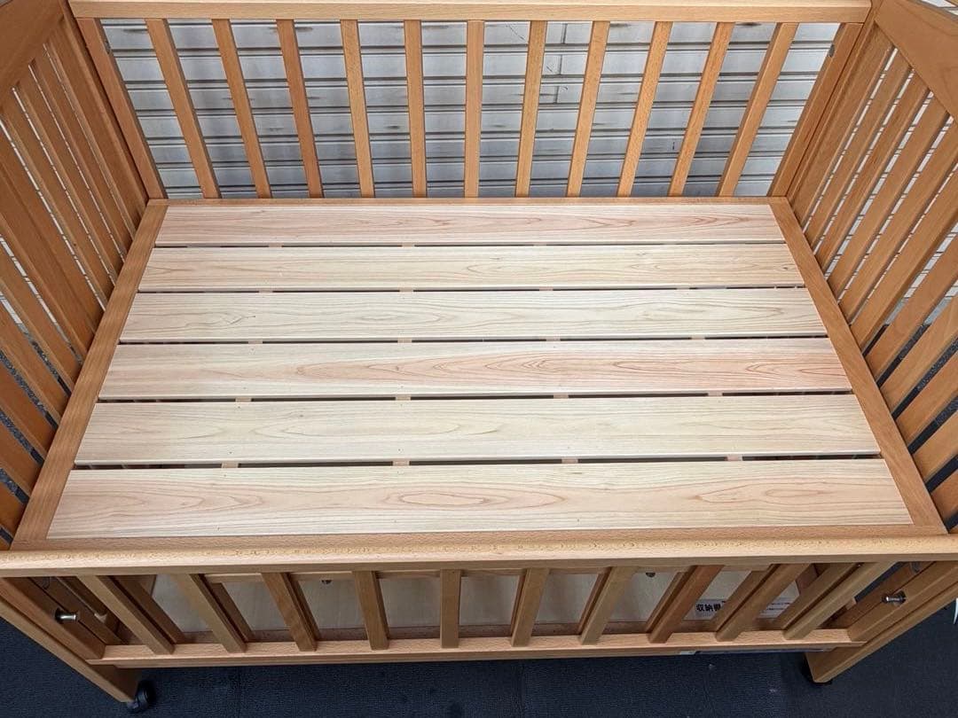 ミキハウス　ベビーベッド　大阪近郊無料配達