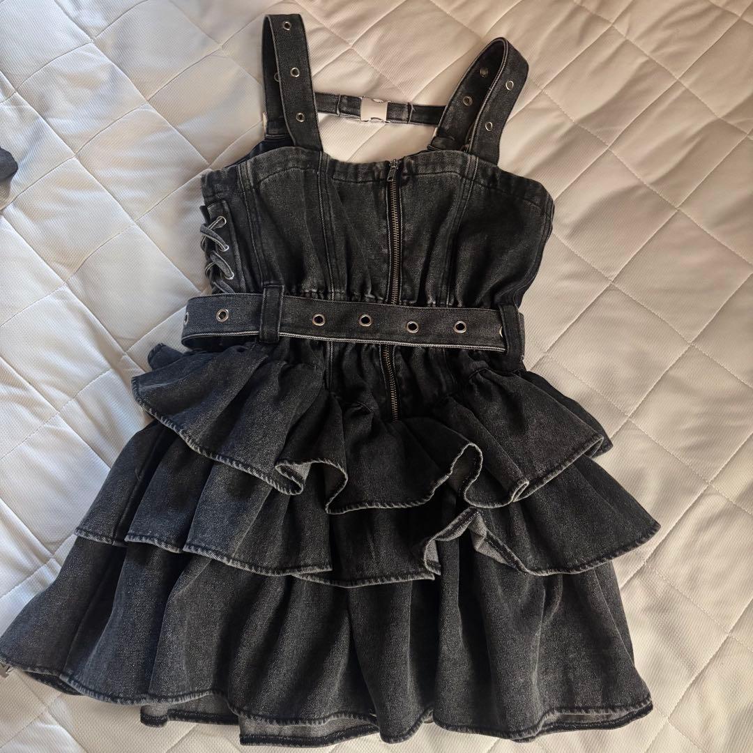 LAZYSLAY デニムチャームワンピ グレー ジャンパースカート