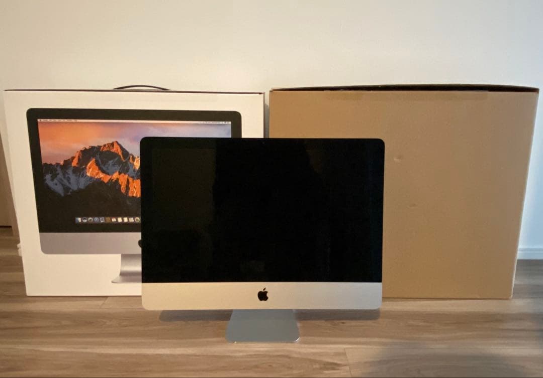 Apple iMac 　21.5インチ　 Late 2015　 動作品　箱付き