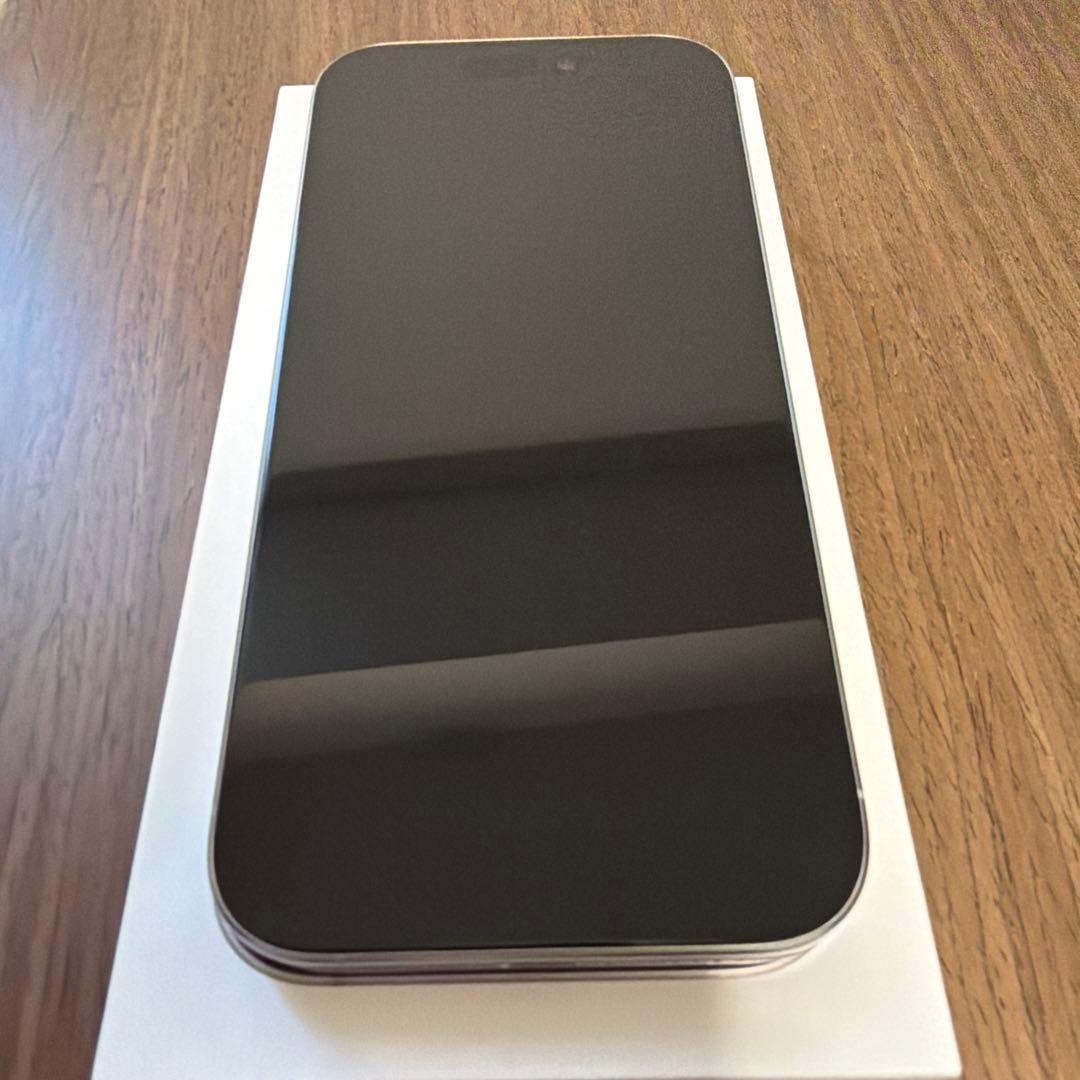 【極美品】iPhone16Pro ホワイトチタニウム 128GB