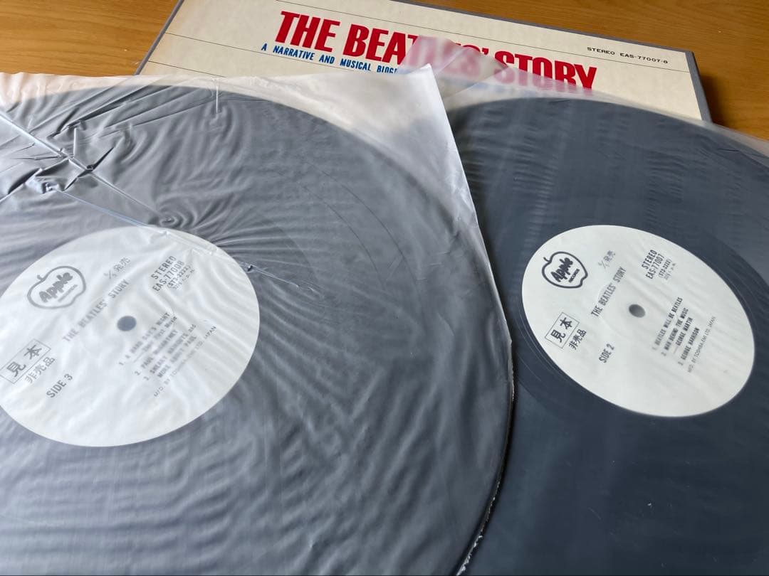 新品同様　ストリー　ノーヒゲ 白ラベル　ラベル二重印刷　ビートルズ　物語