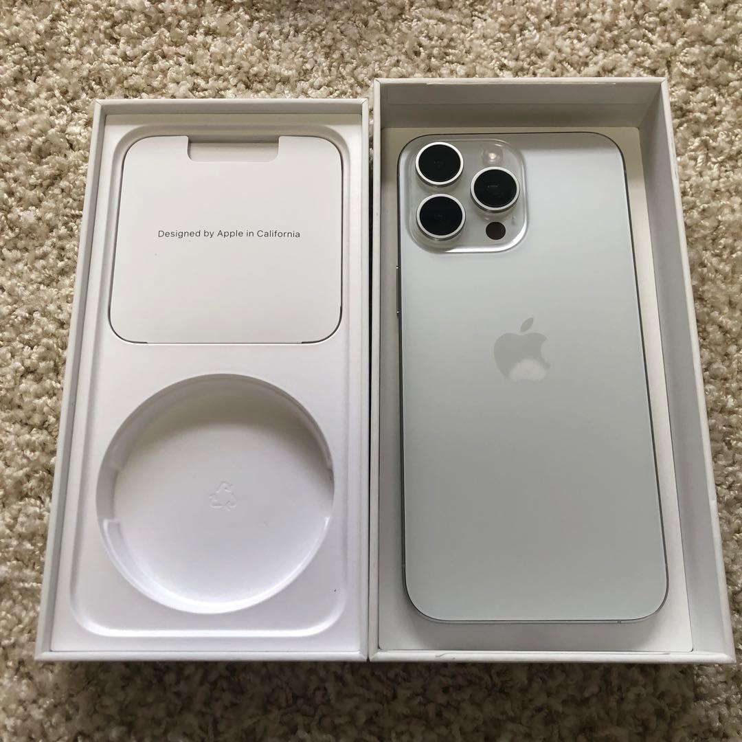 【24時間以内発送】iPhone15promax 1TB ホワイト 本体