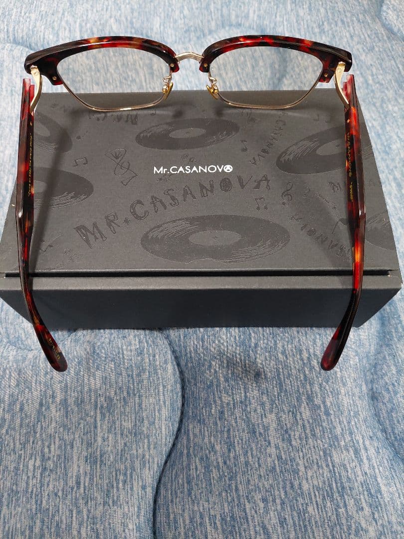 ミスターカサノバ　サングラス