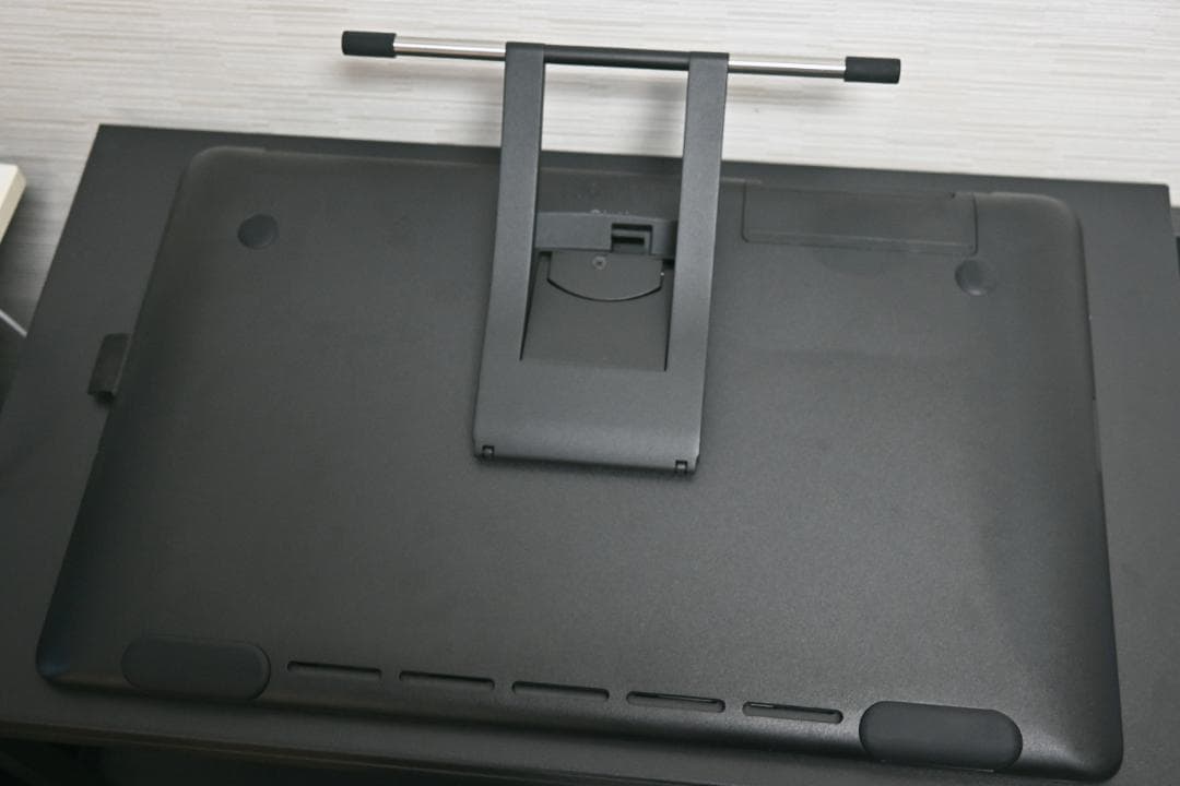 Wacom Cintiq22 液晶ペンタブレット 液タブ 動作確認済 箱あり