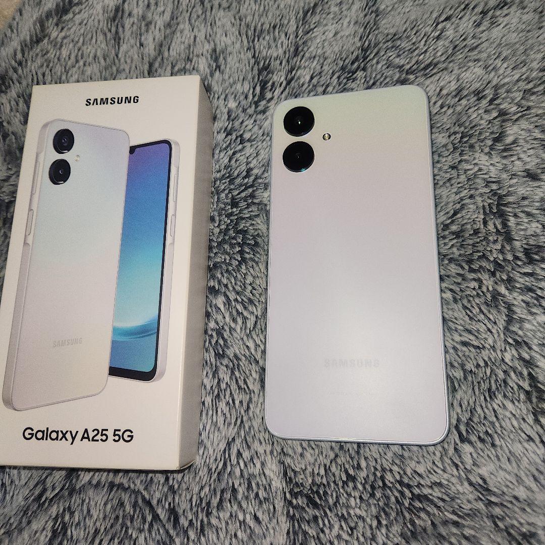 Galaxy a25 5g極美品中古カバーおまけ有り
