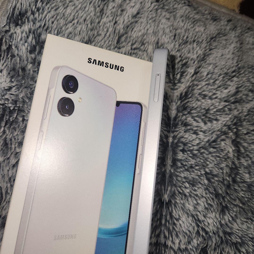 Galaxy a25 5g極美品中古カバーおまけ有り