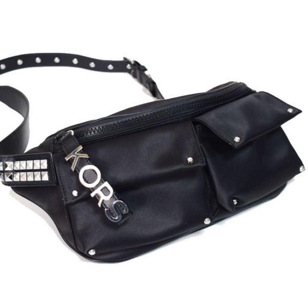 【新品未使用】マイケルコース MICHAEL KORSボディ バッグ ブラック