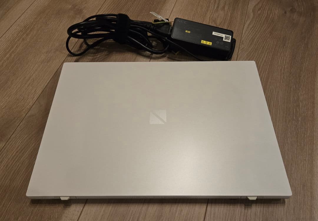 【ほぼ未使用】NEC LAVIE PC-N1475 i7/16GB/512GB