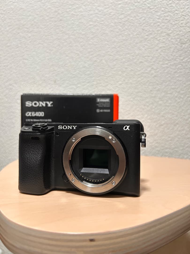 美品Sony a6400 INTERNATIONAL Sony 16-50mm