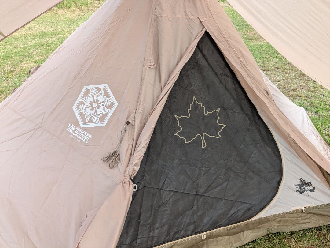 モンハンCAMPコラボ LOGOS ベースキャンプキット テント＆タープ